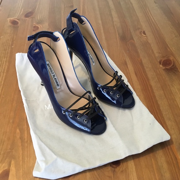 Manolo Blahnik Shoes - Manolo Blahnik Peep Toe Pumps